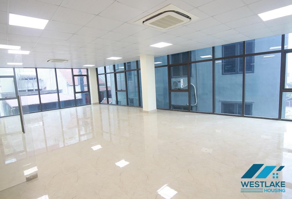 An office for rent in Vo chi cong str, Tay ho