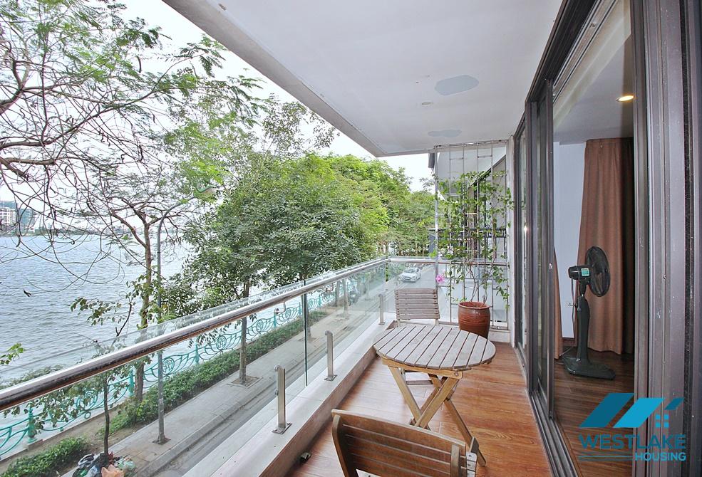 Beautiful lake view 2 bedroom apartment for rent in Nhat chieu, Tay ho