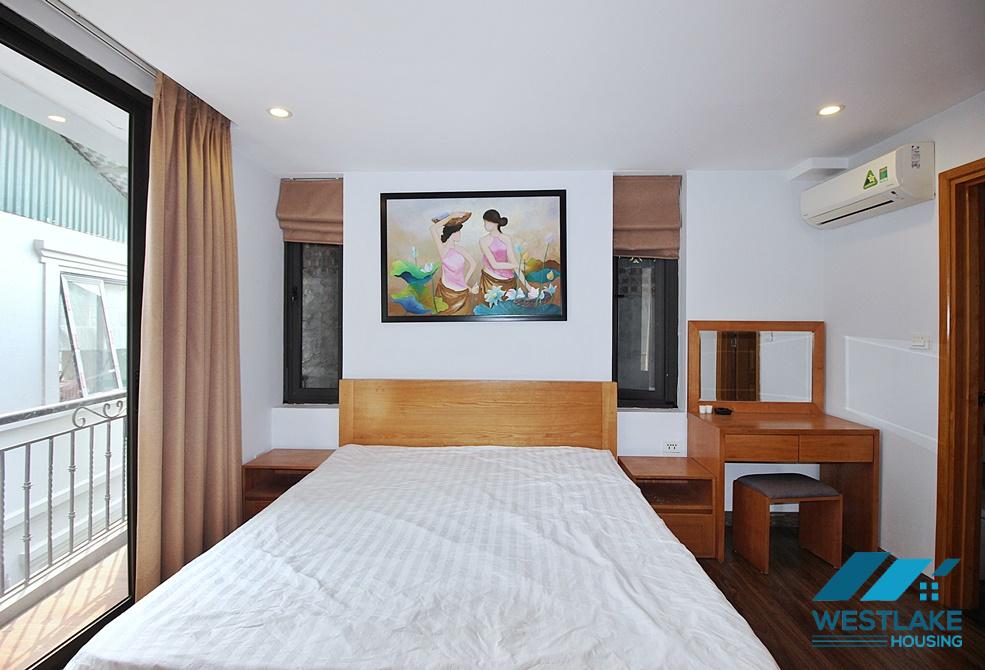 Beautiful lake view 2 bedroom apartment for rent in Nhat chieu, Tay ho
