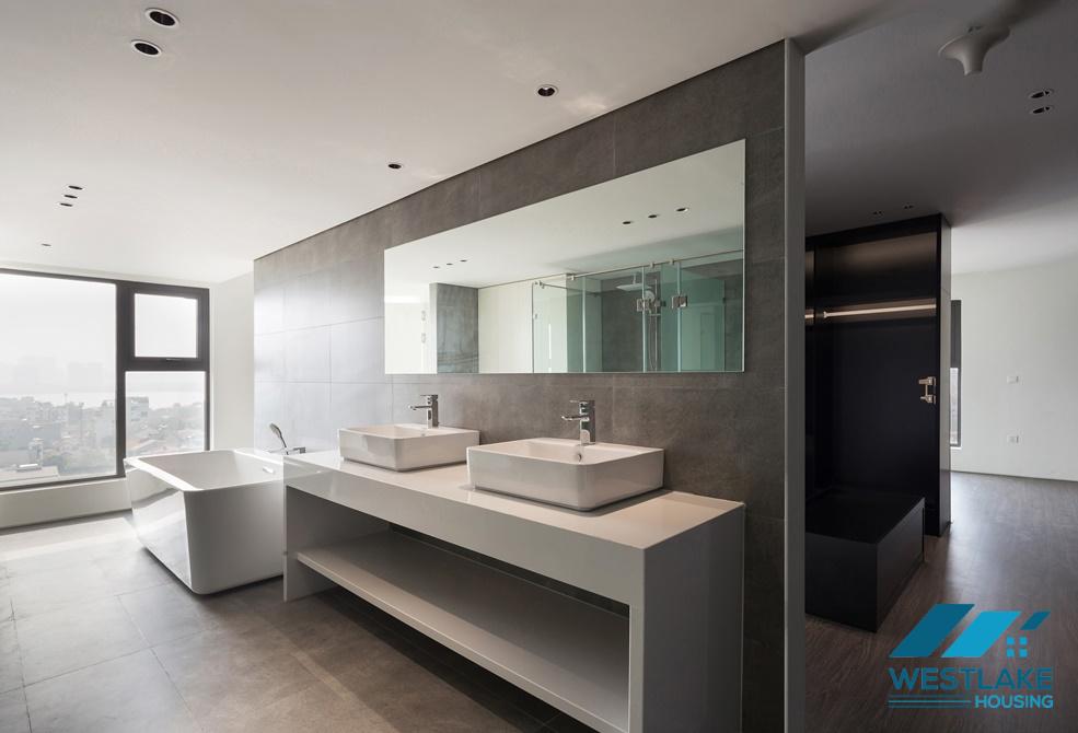 Căn hộ 4 phòng ngủ hiện đại cho thuê tại D'Leroi Soleil