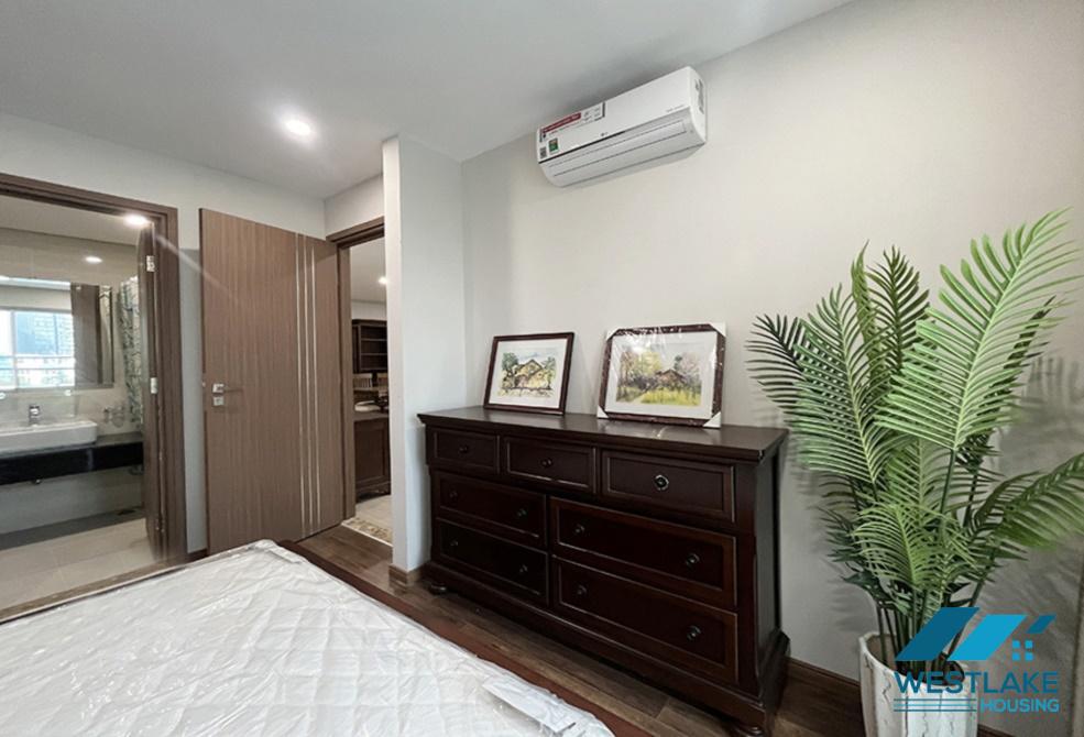 Căn hộ mới đầy đủ tiện nghi hiện đại đẹp ba phòng ngủ cho thuê với nhiều tiện ích