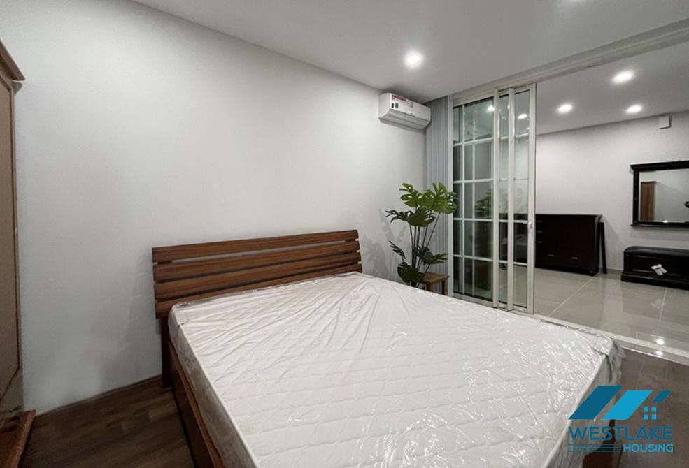 Căn hộ mới đầy đủ tiện nghi hiện đại đẹp ba phòng ngủ cho thuê với nhiều tiện ích