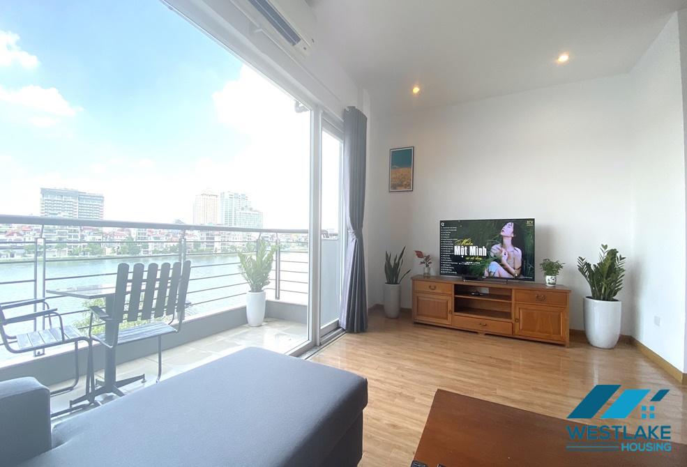 A 02 bedrooms apartment for rent with lake view on Tu Hoa Street, Tay Ho, Ha Noi