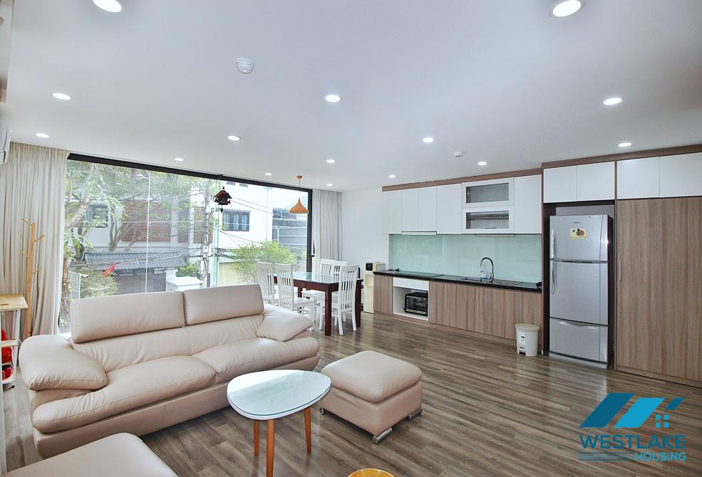 Nice 02-bedrooms apartment for rent in Tay Ho, Ha Noi