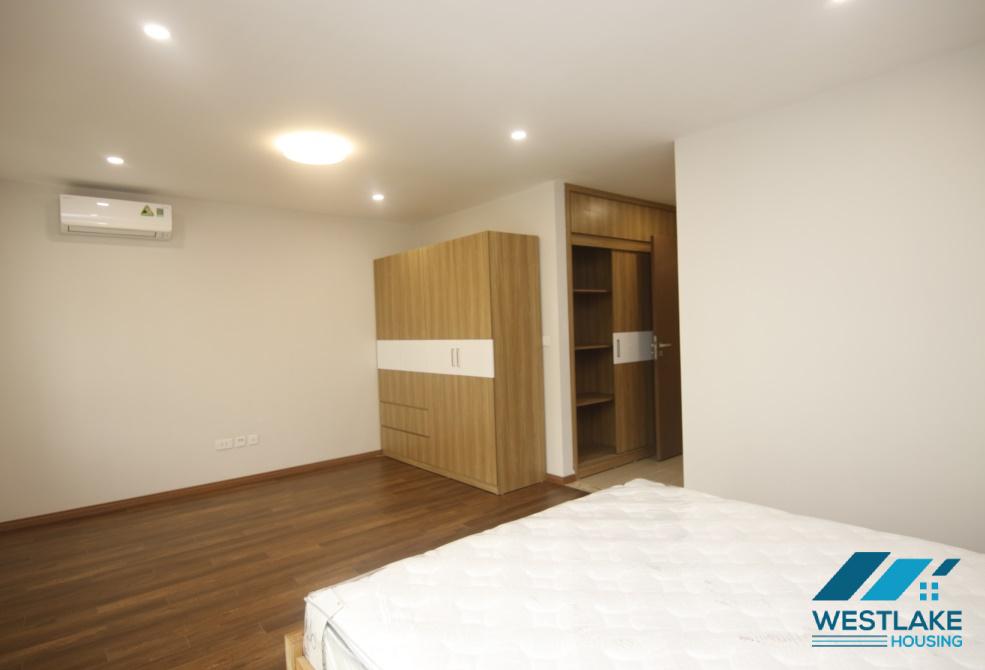 A deluxe 3 bedroom apartment for rent in Ciputra