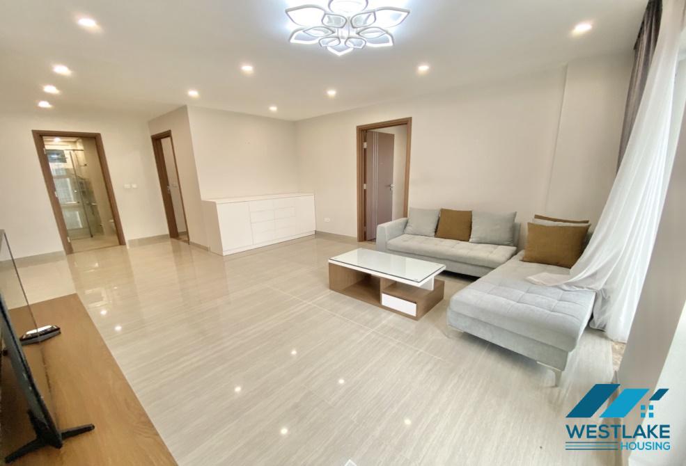 Căn hộ 3 phòng ngủ sáng sủa cho thuê tại L3 - Ciputra, Tây Hồ