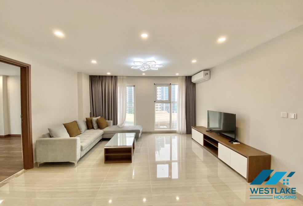 Căn hộ 3 phòng ngủ sáng sủa cho thuê tại L3 - Ciputra, Tây Hồ