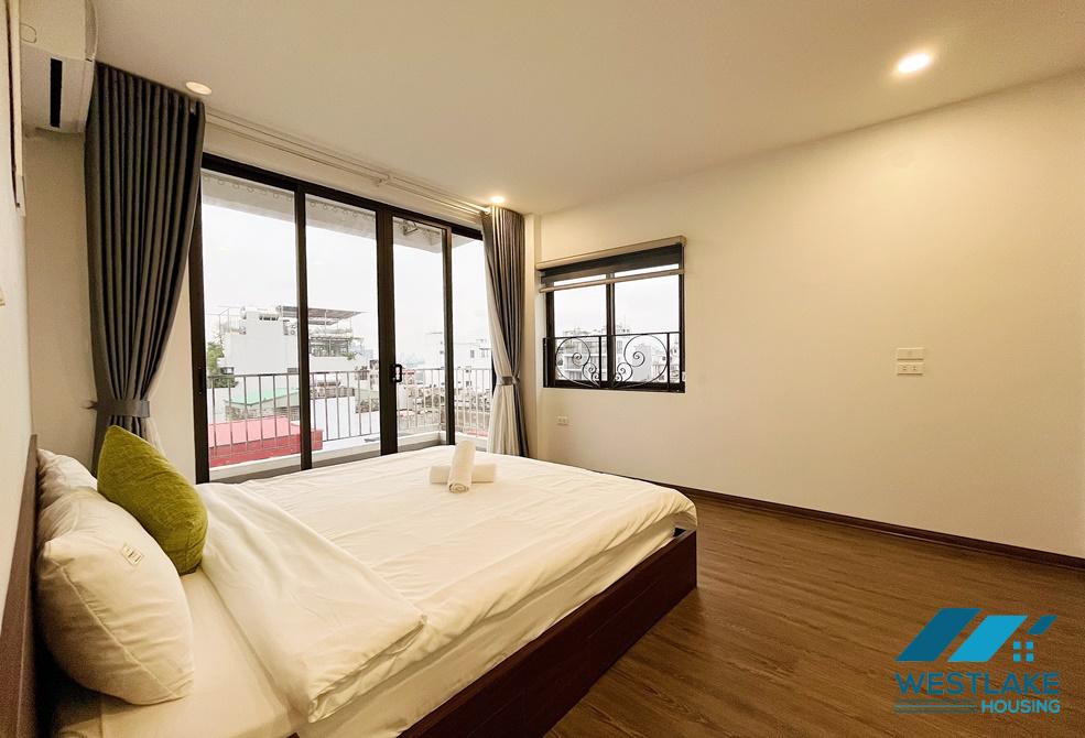 Bright and spacious one bedroom apartment for rent on Trinh Cong Son street, Tay Ho, Ha Noi