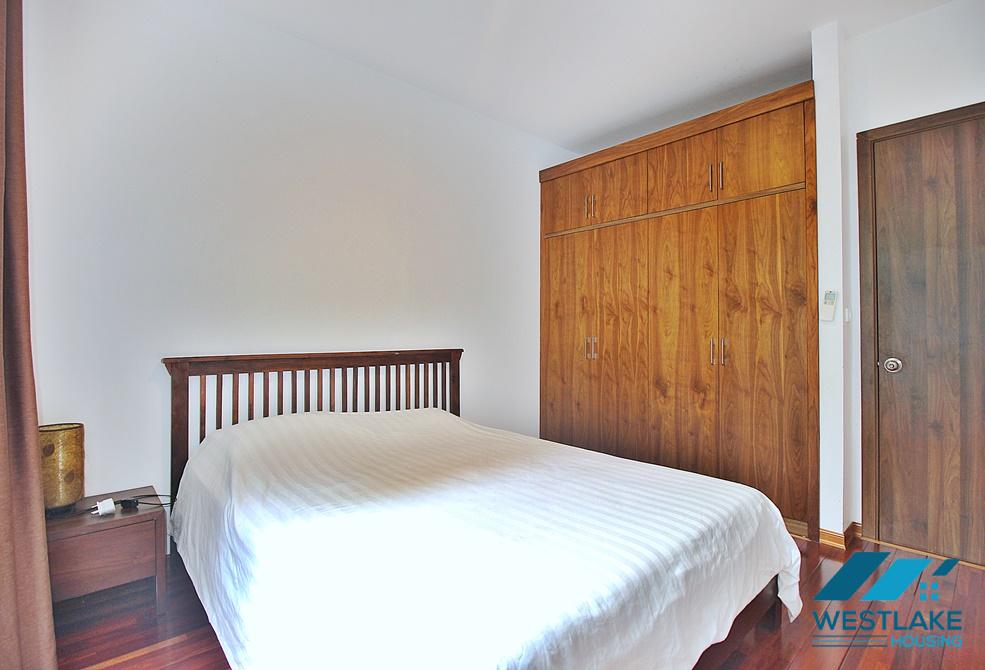 A lakeview 3 bedroom apartment in Quang khanh, Tay ho