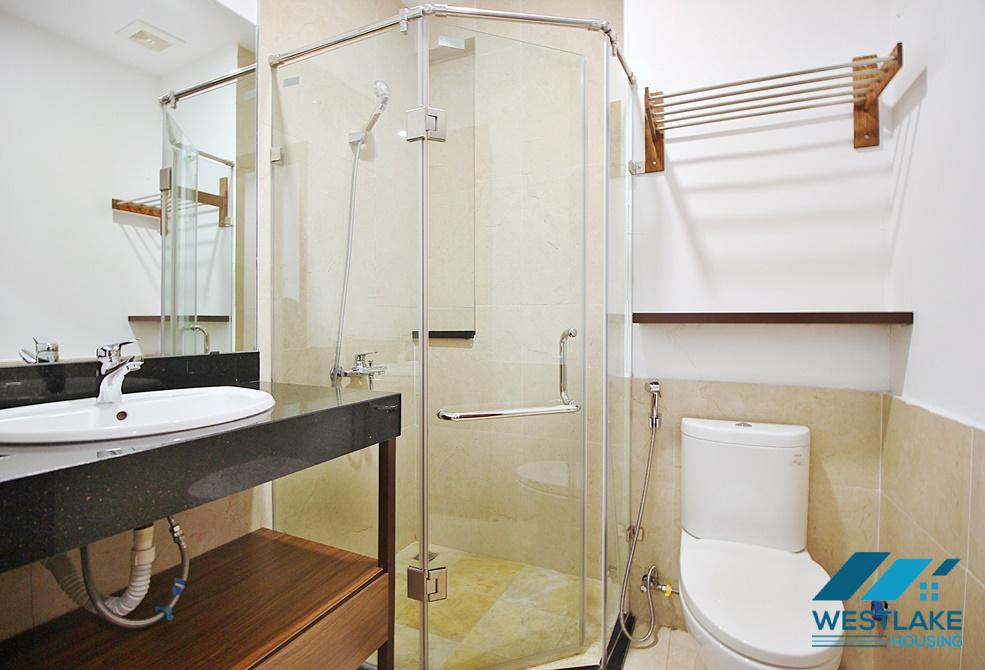 A lakeview 3 bedroom apartment in Quang khanh, Tay ho