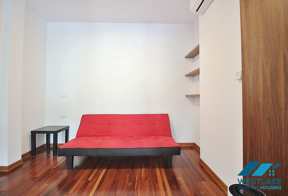 A lakeview 3 bedroom apartment in Quang khanh, Tay ho