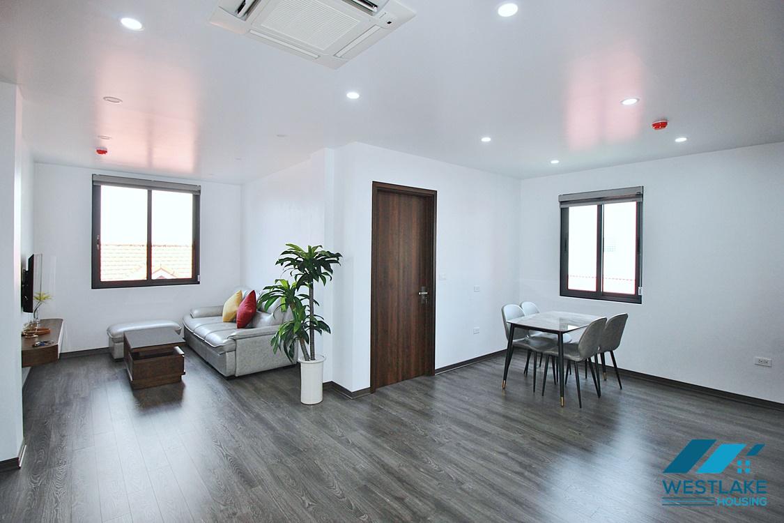 Cho Thuê Căn Hộ 2 Phòng Ngủ Mới, Đẹp Sáng Thoáng Tại Xuân Diệu, Tây Hồ