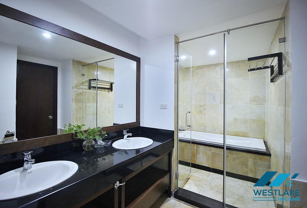 A spacious 3 bedroom apartment with lakeview in Tay ho