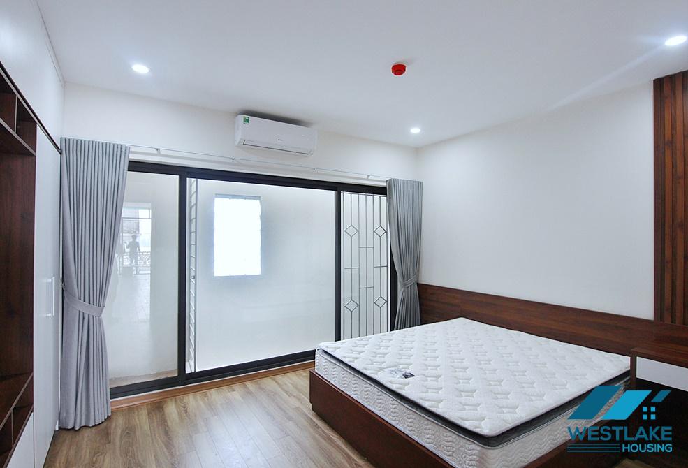 Căn Hộ Môt Phòng Ngủ Hoàn Toàn Mới Với Ban Công Rộng, View Hồ Cho Thuê Tại  Phố Nhật Chiêu Tây Hồ, Hà Nội
