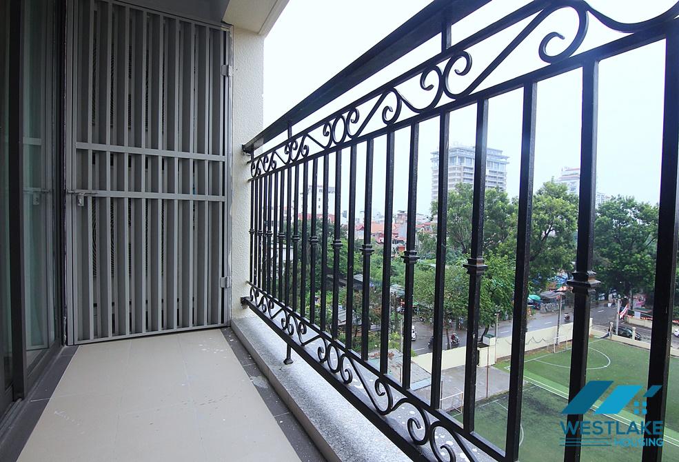 Cho thuê căn hộ 3 phòng ngủ nội thất đẹp tại tòa nhà D' Le Roi Soleil, Xuân Diệu, Tây Hồ