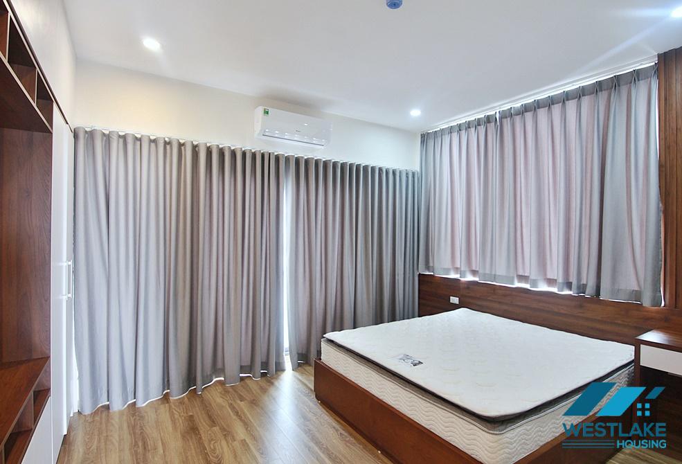 Cho Thuê Căn Hộ 1 Phòng Ngủ Mới Đẹp, Ban Công Rộng View Hồ Tại Nhật chiểu, Tây Hồ, Hà Nội
