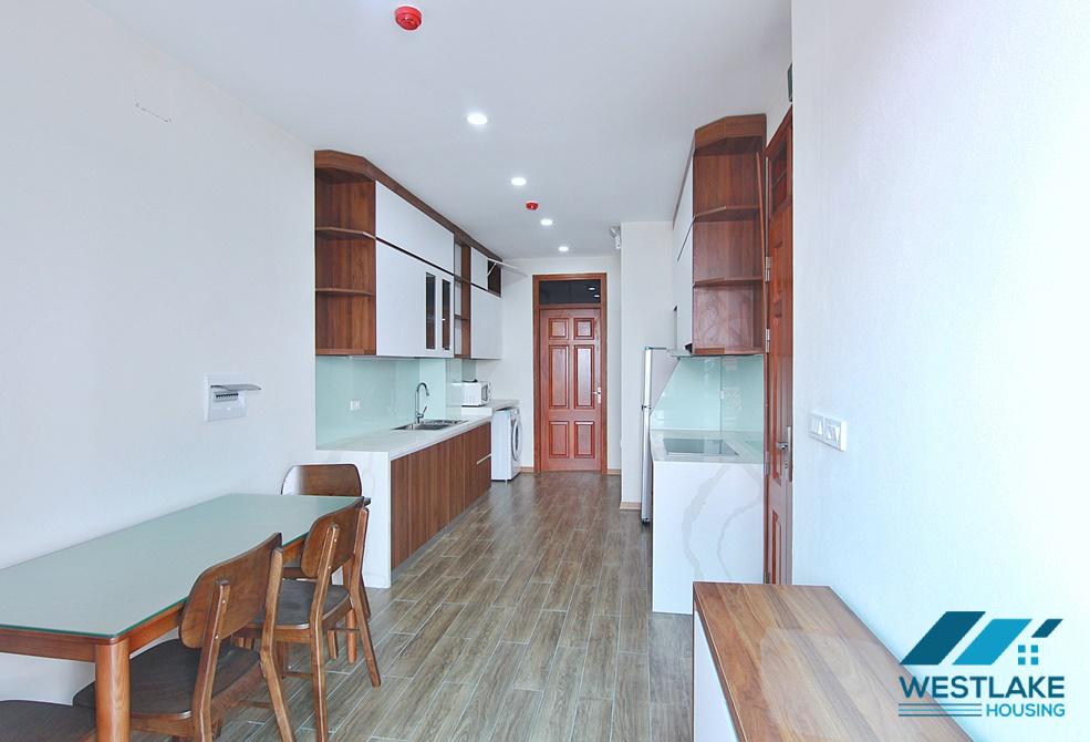 Cho Thuê Căn Hộ 1 Phòng Ngủ Mới Đẹp, Ban Công Rộng View Hồ Tại Nhật chiểu, Tây Hồ, Hà Nội