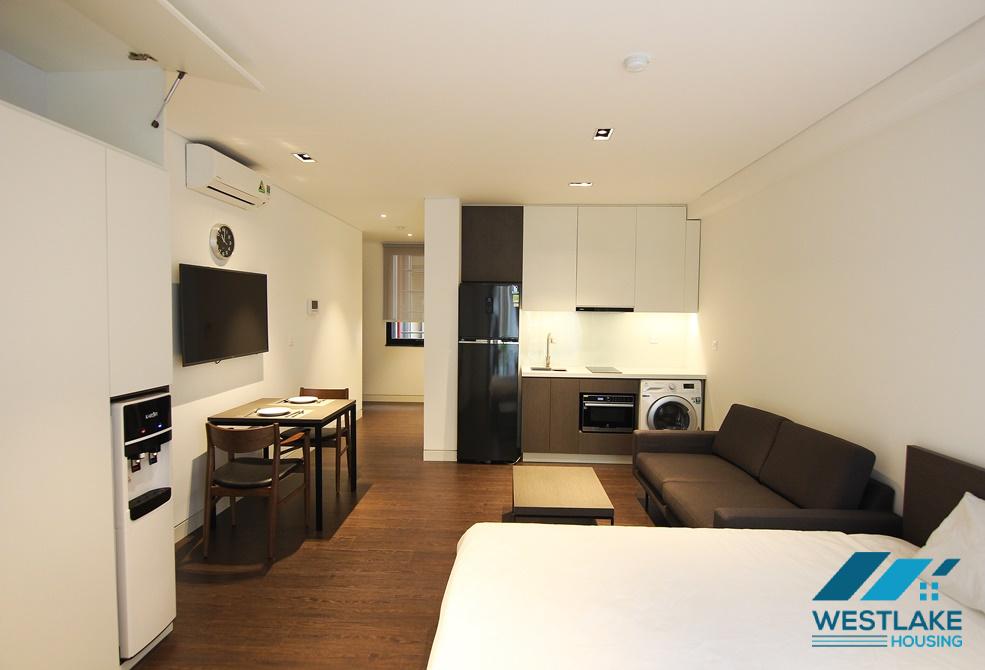 Modern studio apartment for rent in To Ngoc Van area, Tay Ho, Ha Noi