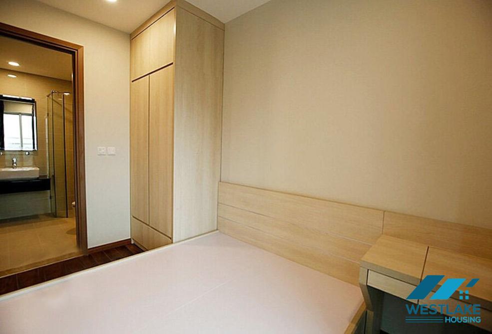Cho thuê căn hộ mới tầng cao đầy đủ nội thất tại khu đô thị Ciputra