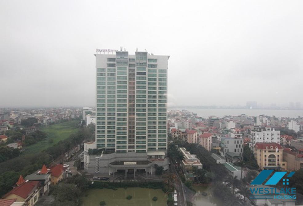 Cho thuê căn hộ 3 phòng ngủ tại D'Leroi Soleil Tây Hồ