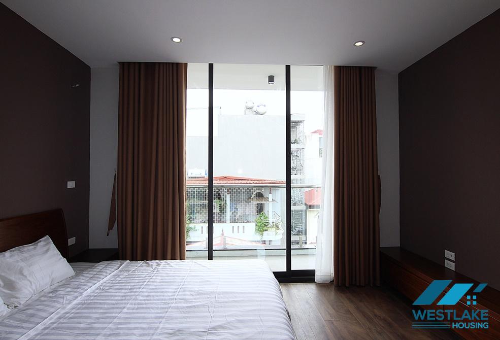 Căn Hộ 2 Phong Ngủ Rộng Đẹp, View Hồ Cho Thuê Tại Đặng Thai Mai Tây Hồ,Hà Nội