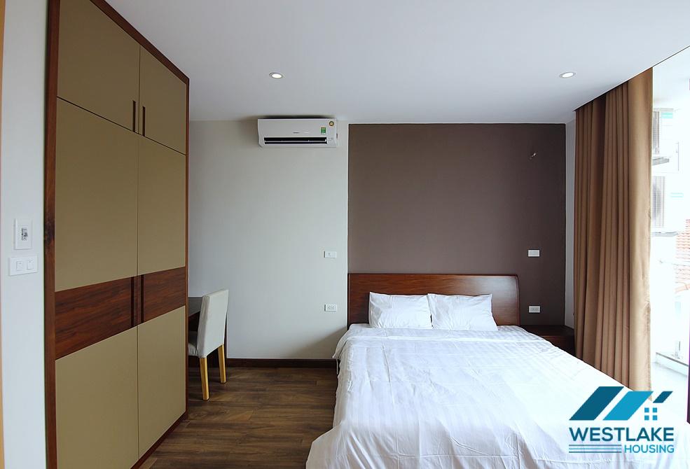 Căn Hộ 2 Phong Ngủ Rộng Đẹp, View Hồ Cho Thuê Tại Đặng Thai Mai Tây Hồ,Hà Nội