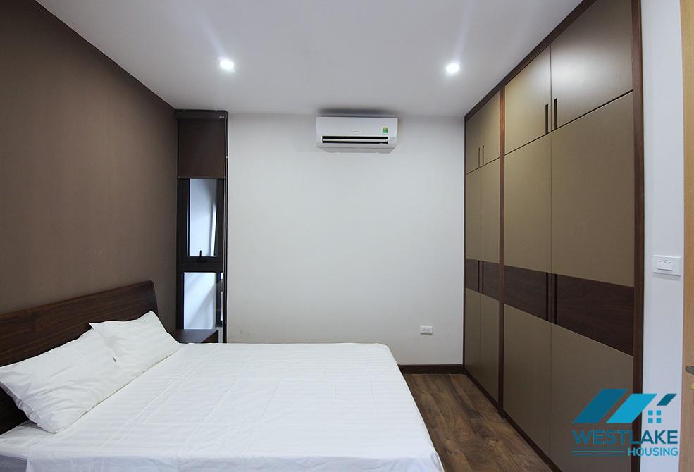 Căn Hộ 2 Phong Ngủ Rộng Đẹp, View Hồ Cho Thuê Tại Đặng Thai Mai Tây Hồ,Hà Nội