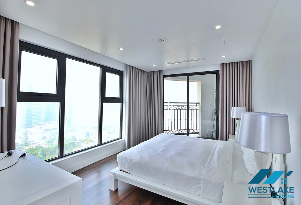 Căn hộ 4 phòng ngủ tuyệt đẹp cho thuê tại D'Leroi Soleil, Xuân Diệu, Tây Hồ