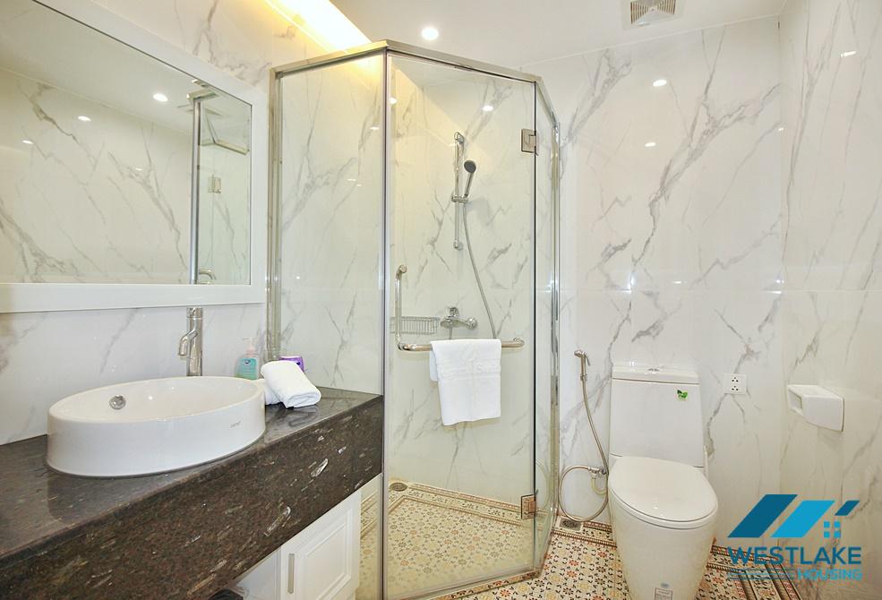 Căn hộ 4 phòng ngủ tuyệt đẹp cho thuê tại D'Leroi Soleil, Xuân Diệu, Tây Hồ