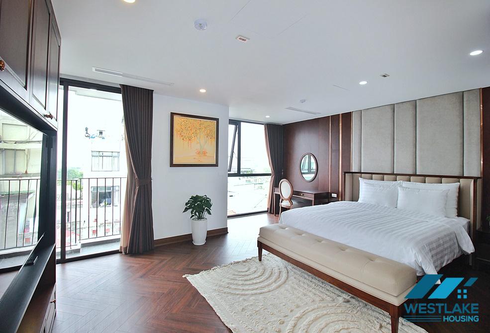 Amazing lake view duplex apartment for rent on Nhat Chieu Street, Tay Ho, Ha Noi