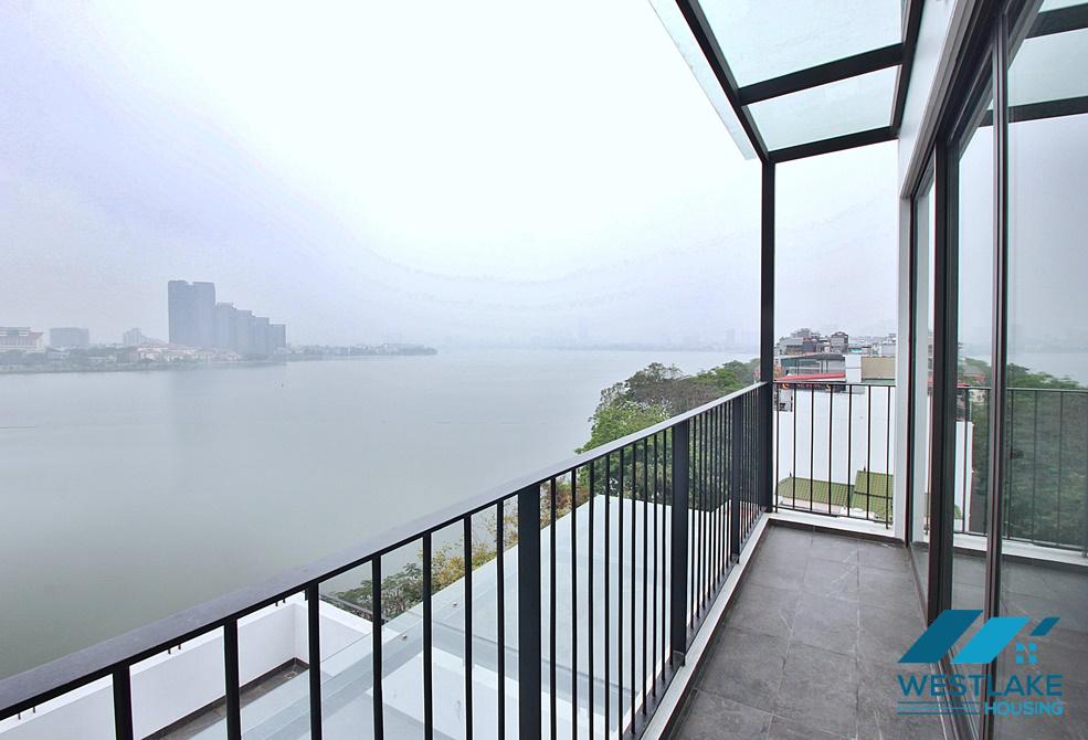 Amazing lake view duplex apartment for rent on Nhat Chieu Street, Tay Ho, Ha Noi