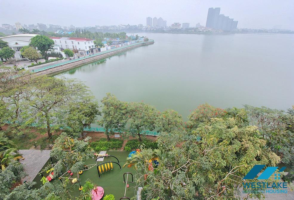 Amazing lake view duplex apartment for rent on Nhat Chieu Street, Tay Ho, Ha Noi
