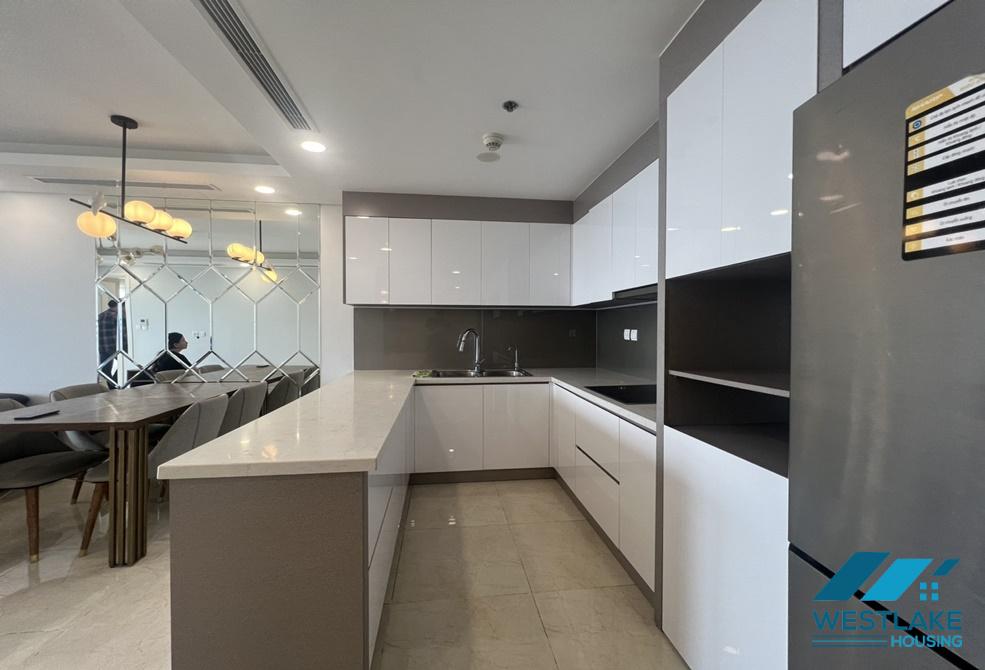 Cho thuê căn hộ 3 phòng ngủ, full nội thất tại Tân Hoàng Minh – 59 Xuân Diệu, Tây Hồ