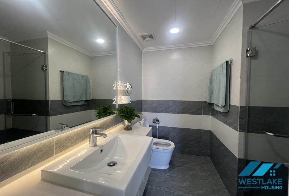 Cho thuê căn hộ 3 phòng ngủ, full nội thất tại Tân Hoàng Minh – 59 Xuân Diệu, Tây Hồ