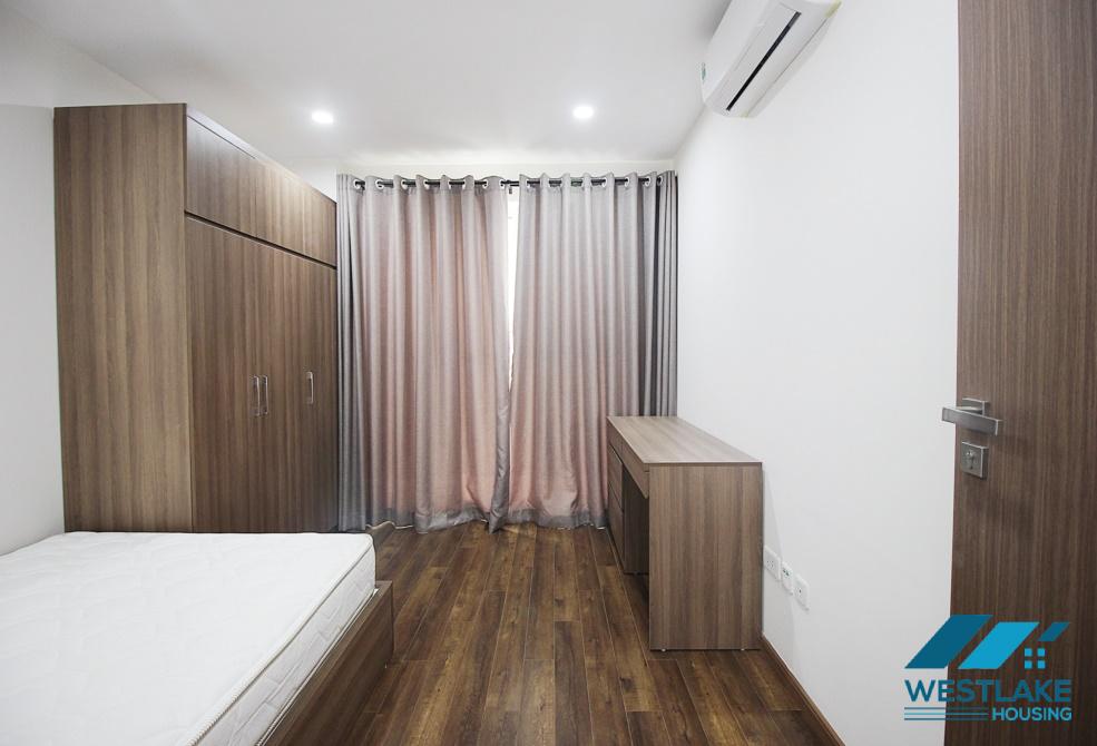 Cho thuê căn hộ 3 phòng ngủ mới, sáng sủa tại Ciputra, Tây Hồ