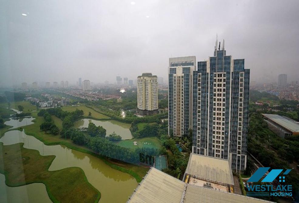 Cho thuê căn hộ 3 phòng ngủ sang trọng và đầy đủ tiện nghi tại Ciputra, Tây Hồ