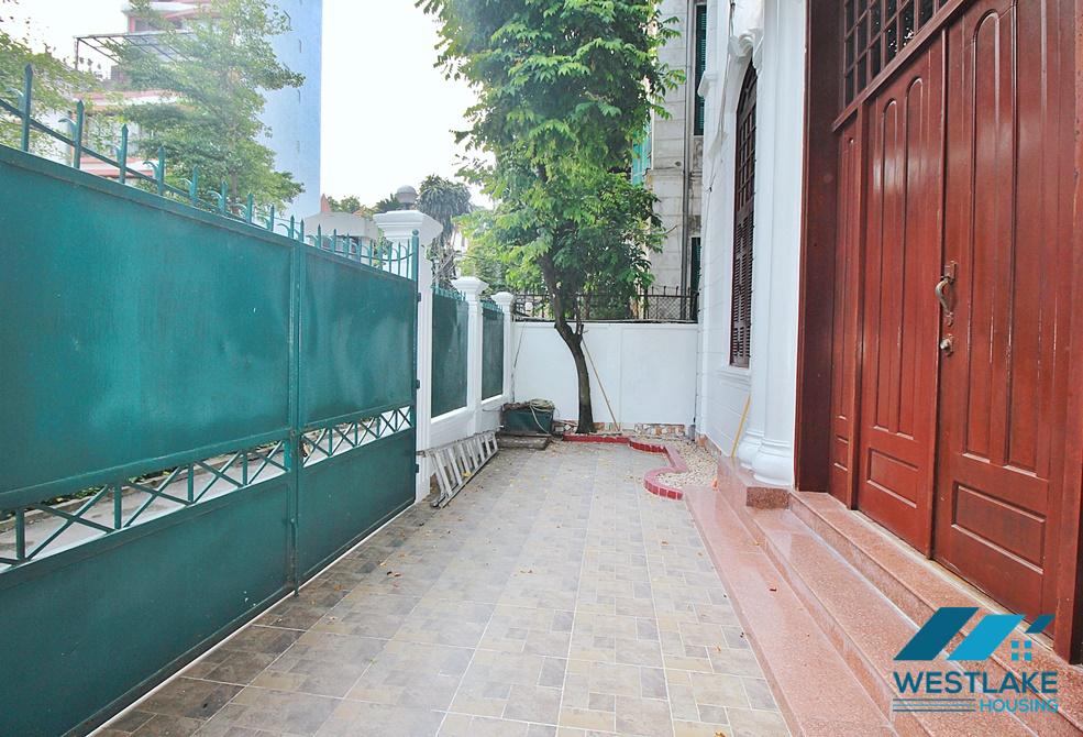 High ceiling French villa for rent in Tay Ho, Ha Noi