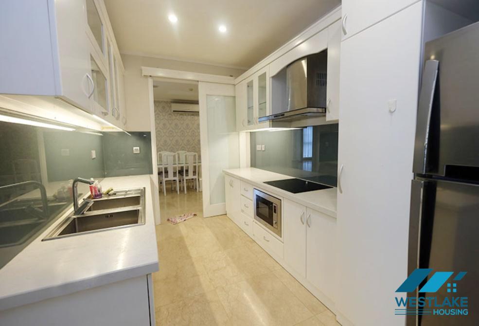 Cho thuê căn hộ 3 phòng ngủ đẹp tại L2-Ciputra Urban, quận Tây Hồ, Hà Nội