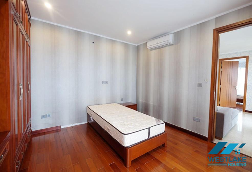 Cho thuê căn hộ 3 phòng ngủ đẹp tại L2-Ciputra Urban, quận Tây Hồ, Hà Nội