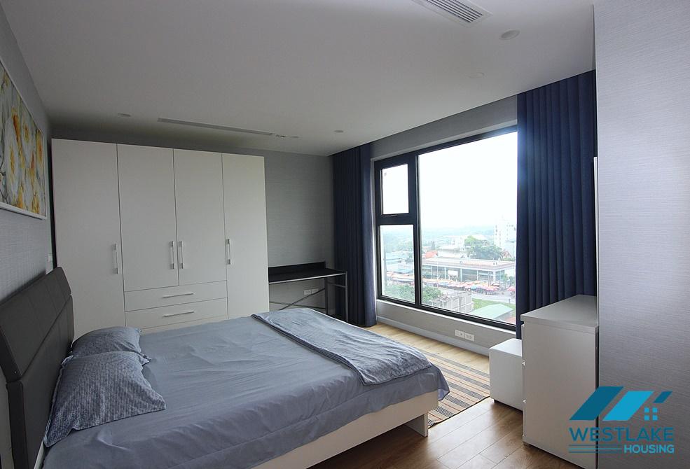A luxury 3 bedrooms apartment for rent in B building D' Le Roi Soleil, Xuan Dieu, Ha Noi