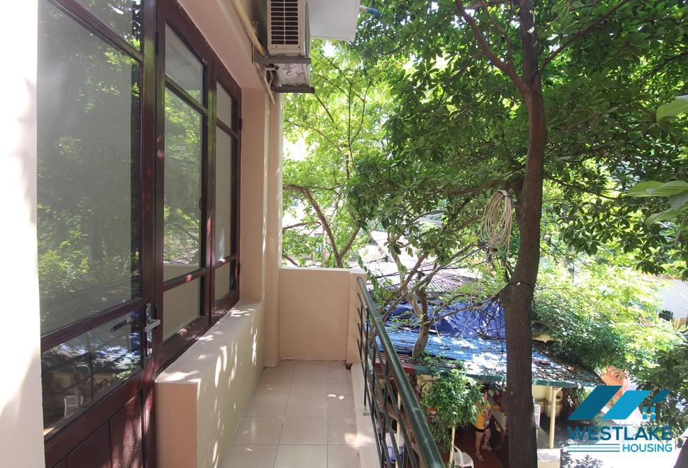 A good house for rent in Tay Ho for cafe, restaurant