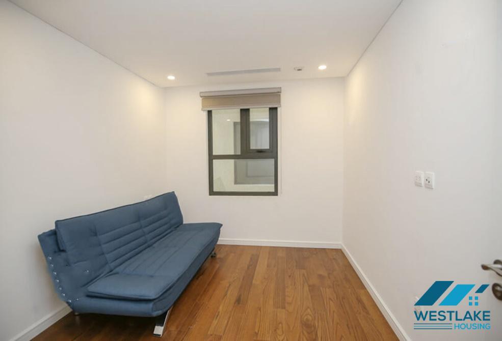 Modern apartment for rent in Tower B, D'Le Roi Solie Building, Xuan Dieu st, Tay Ho, Ha Noi