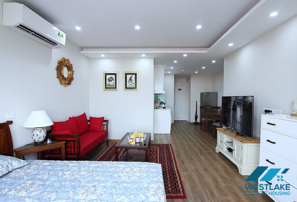 Cho thuê căn hộ studio đẹp tại tòa nhà D' Le Roi Soleil, Xuân Diệu, Tây Hồ