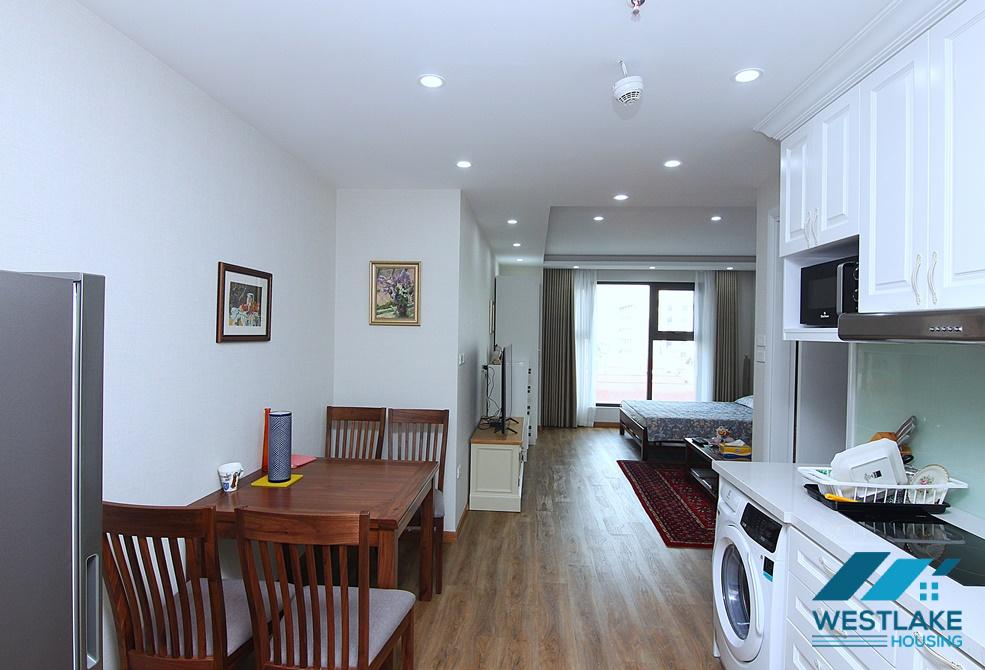 Cho thuê căn hộ studio đẹp tại tòa nhà D' Le Roi Soleil, Xuân Diệu, Tây Hồ
