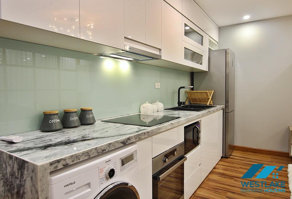 Căn hộ 1 phòng ngủ mới và đẹp tại D' Leroi soleil, Xuân Diệu, Tây Hồ