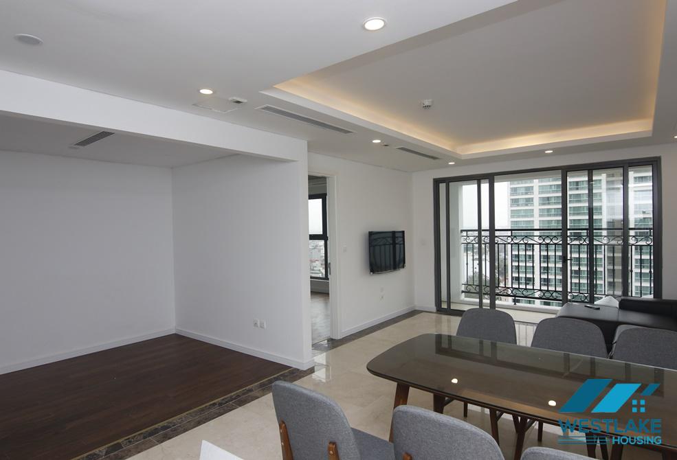 A brand new 2 bedroom apartment for rent in De leroi soleil Xuan dieu, Tay ho