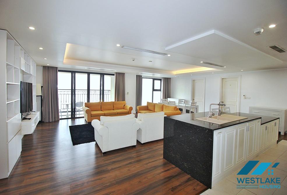 A stunning 4 bedroom apartment for rent in D' Leroi Soleil, Xuan Dieu, Tay Ho