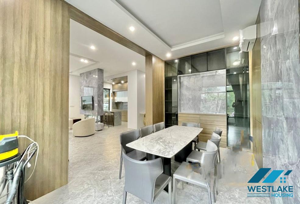 Modern 03-bedroom house for rent in Hoa Phuong street, Vinhomes Riverside, Long Bien, Ha Noi