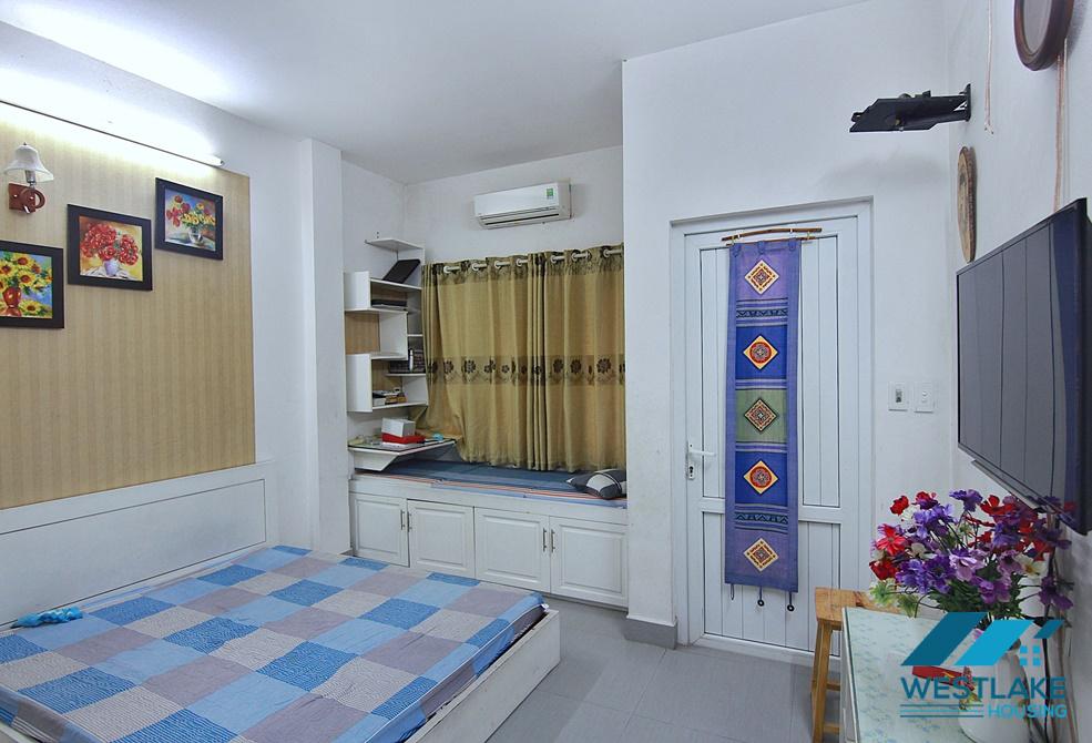 A spacious 4 bedroom house for rent in Dang Thai Mai, Tay Ho, Ha Noi