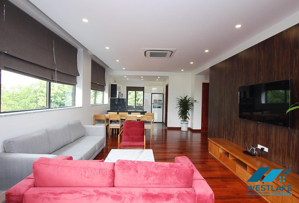 Gorgeously 04 bedrooms apartment for rent on Tay Ho street, Tay Ho, Ha Noi